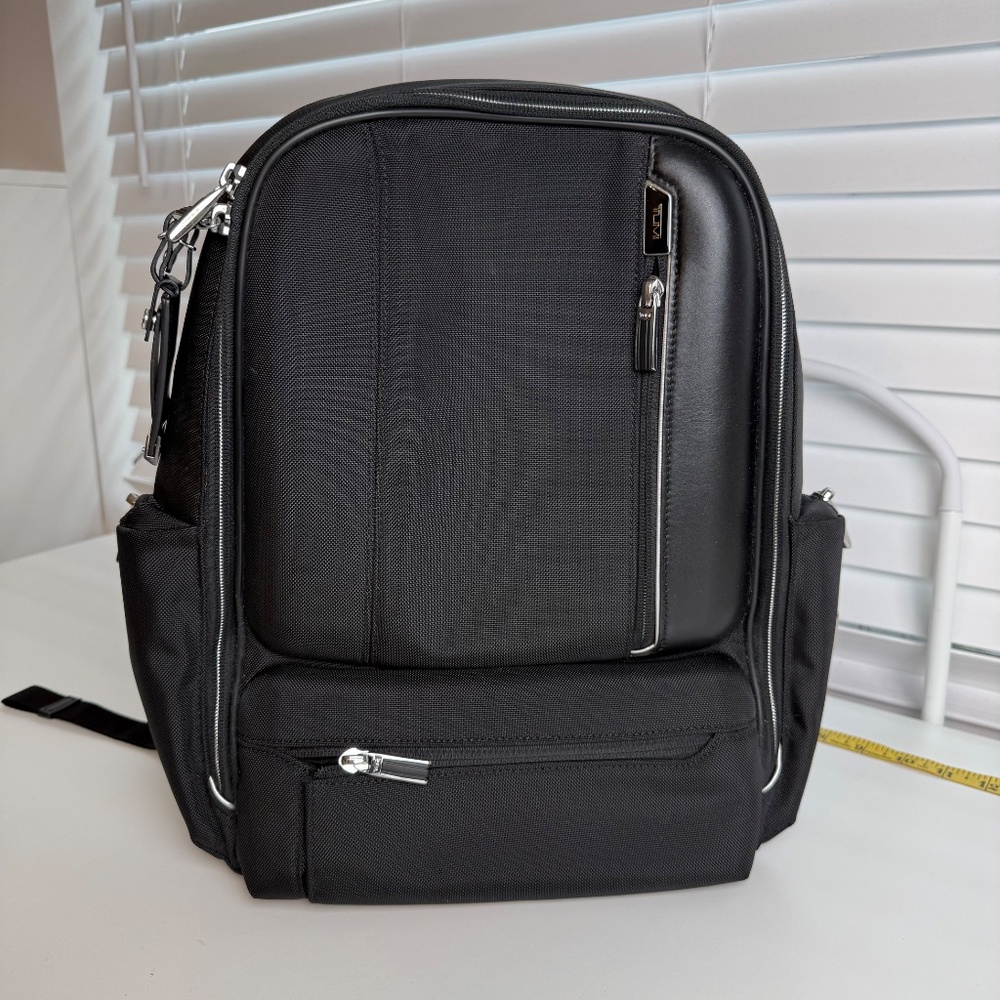 Tumi Mens Black Arrive Travel Grantley Backpack - Picture 1 of 16